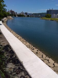 🎵 好きな音楽と風景を重ねて ─ アートプログラムで八丁堀までお散歩【ミライワーク横川センター】