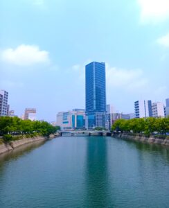 広島の川沿いを歩きながら、ゆったりウォーキング【ミライワーク広島駅南センター】