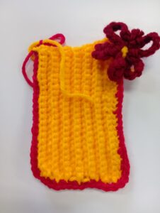 編んで、話して、笑顔がつながるハンドメイド【ミライワーク広島駅南センター】