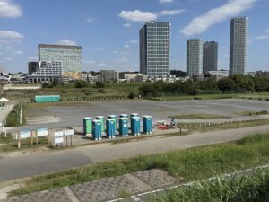 多摩川の風を感じて、季節を歩く【ミライワーク溝ノ口センター】